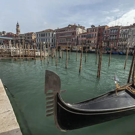 Residenza Valier - Rialto By Wonderful Italy Διαμέρισμα Βενετία